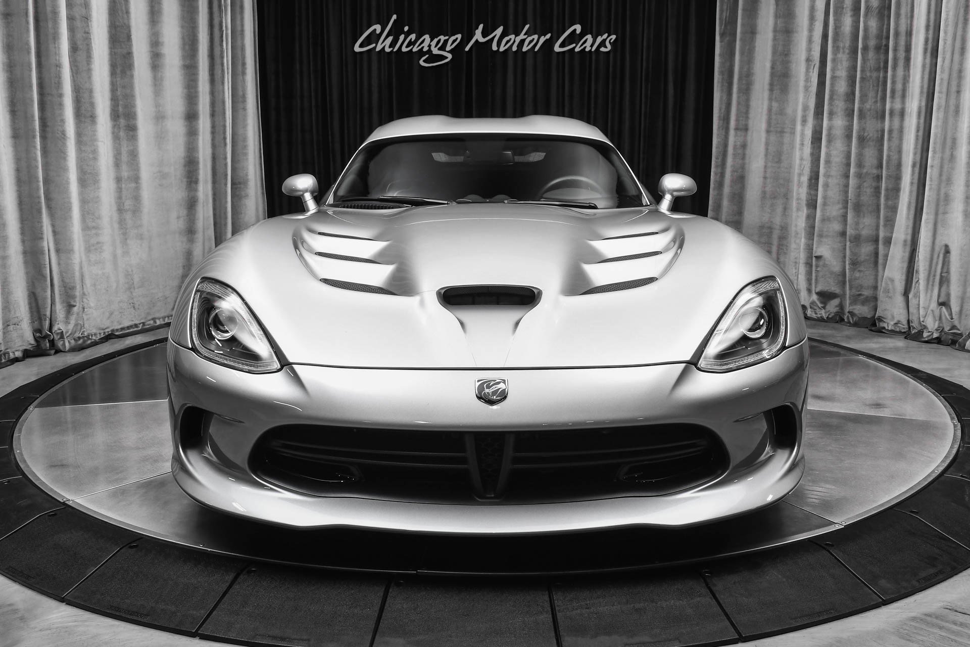 Used 2015 Dodge Viper SRT-10 image 7