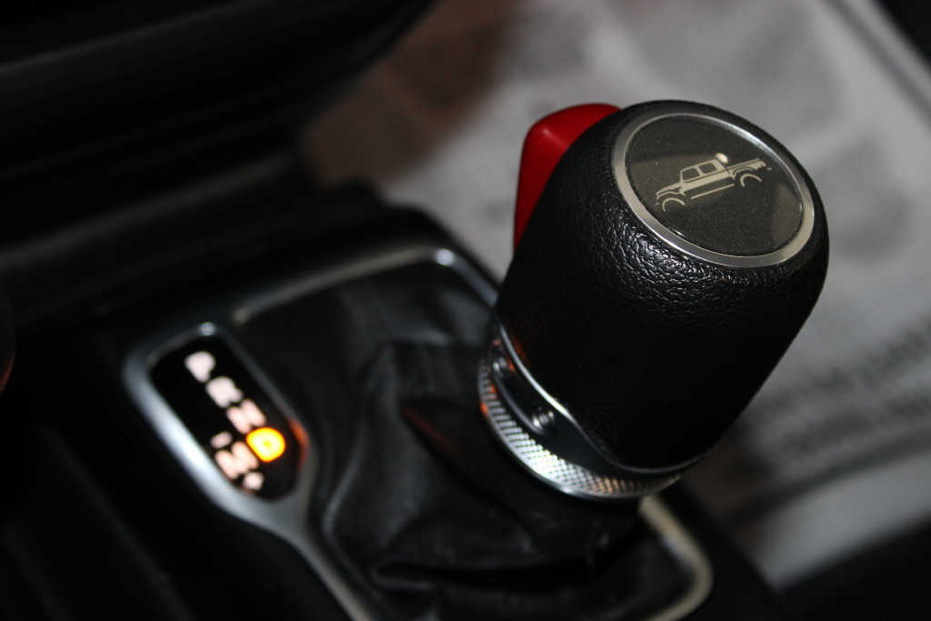 Used 2023 Jeep Gladiator Sport AWD/4WD image 49