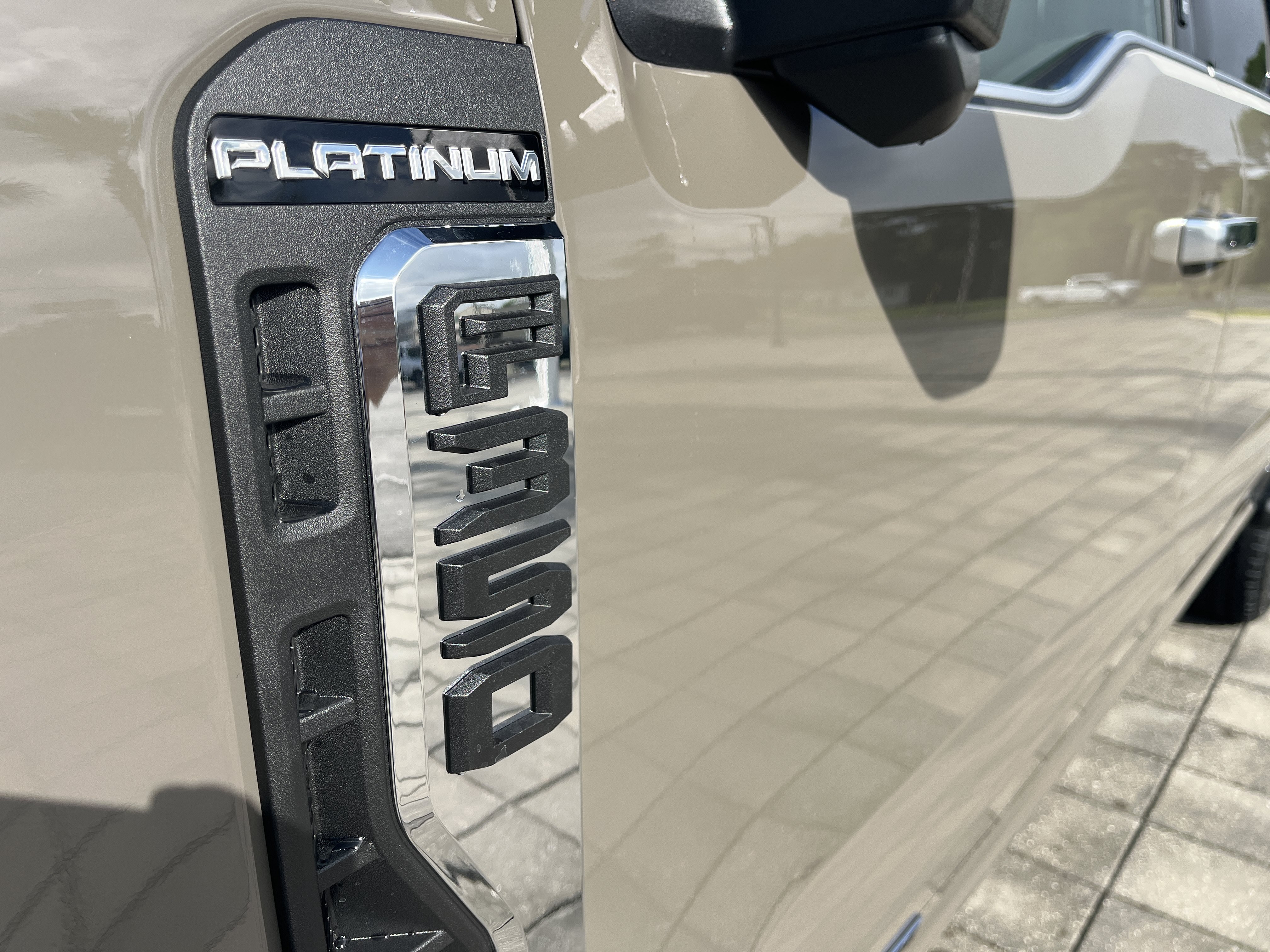 New 2027 Ford F350 Platinum w/ Platinum Plus Package AWD/4WD image 11