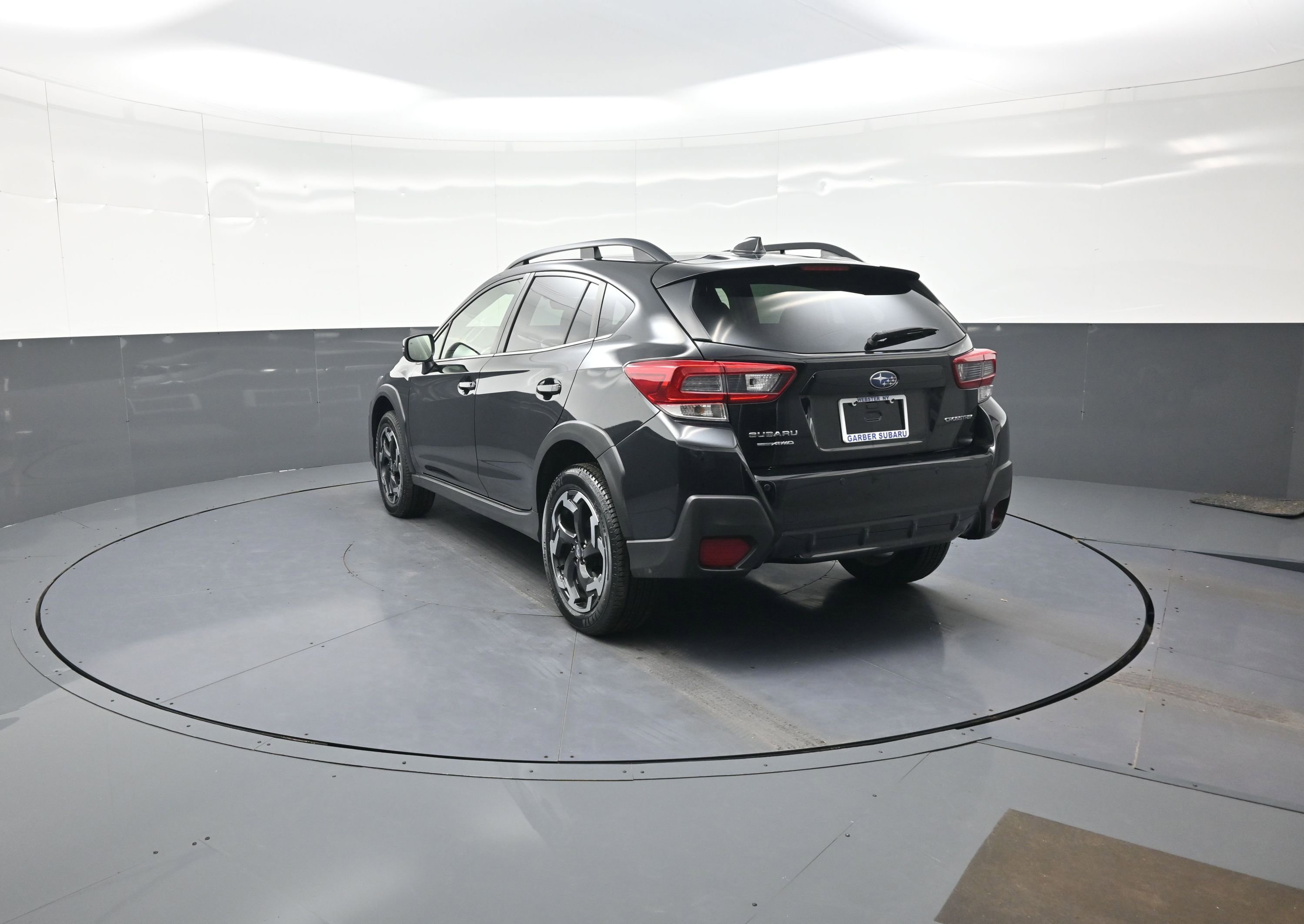 Used 2023 Subaru Crosstrek 2.5i Limited AWD/4WD image 5