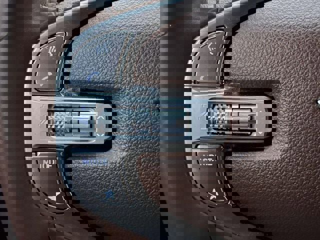 Used 2023 Genesis GV70 2.5T w/ Advanced Package image 25