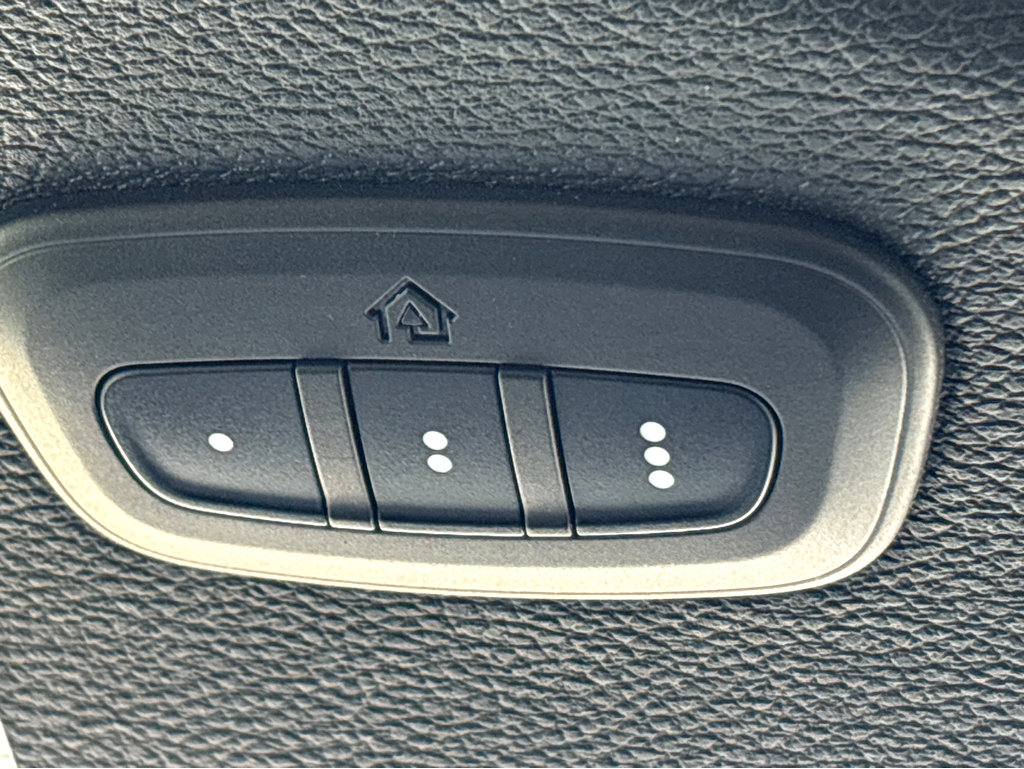 Used 2020 Jeep Wrangler Unlimited Rubicon w/ Quick Order Package 28Y Recon image 28