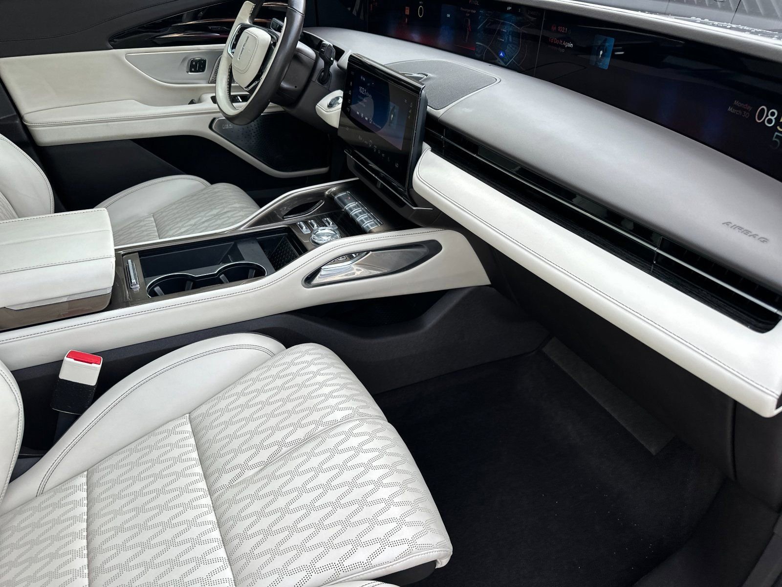 Used 2024 Lincoln Nautilus Black Label w/ Jet Appearance Package (87T) image 18