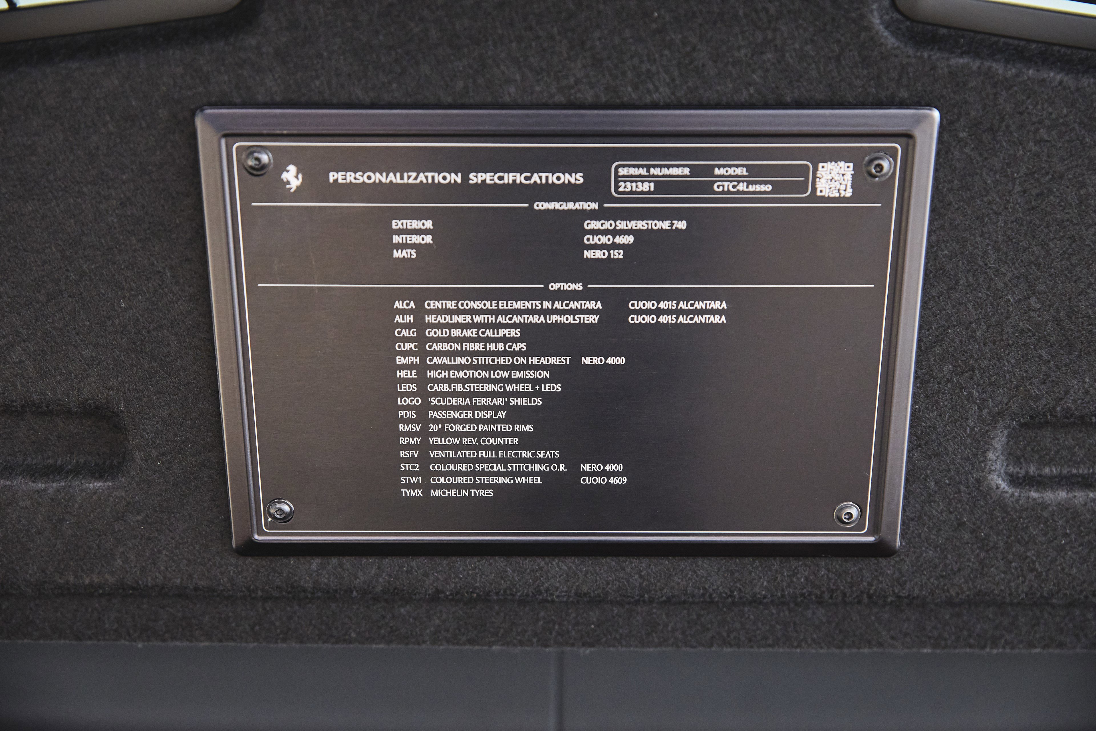 Used 2018 Ferrari GTC4Lusso image 15