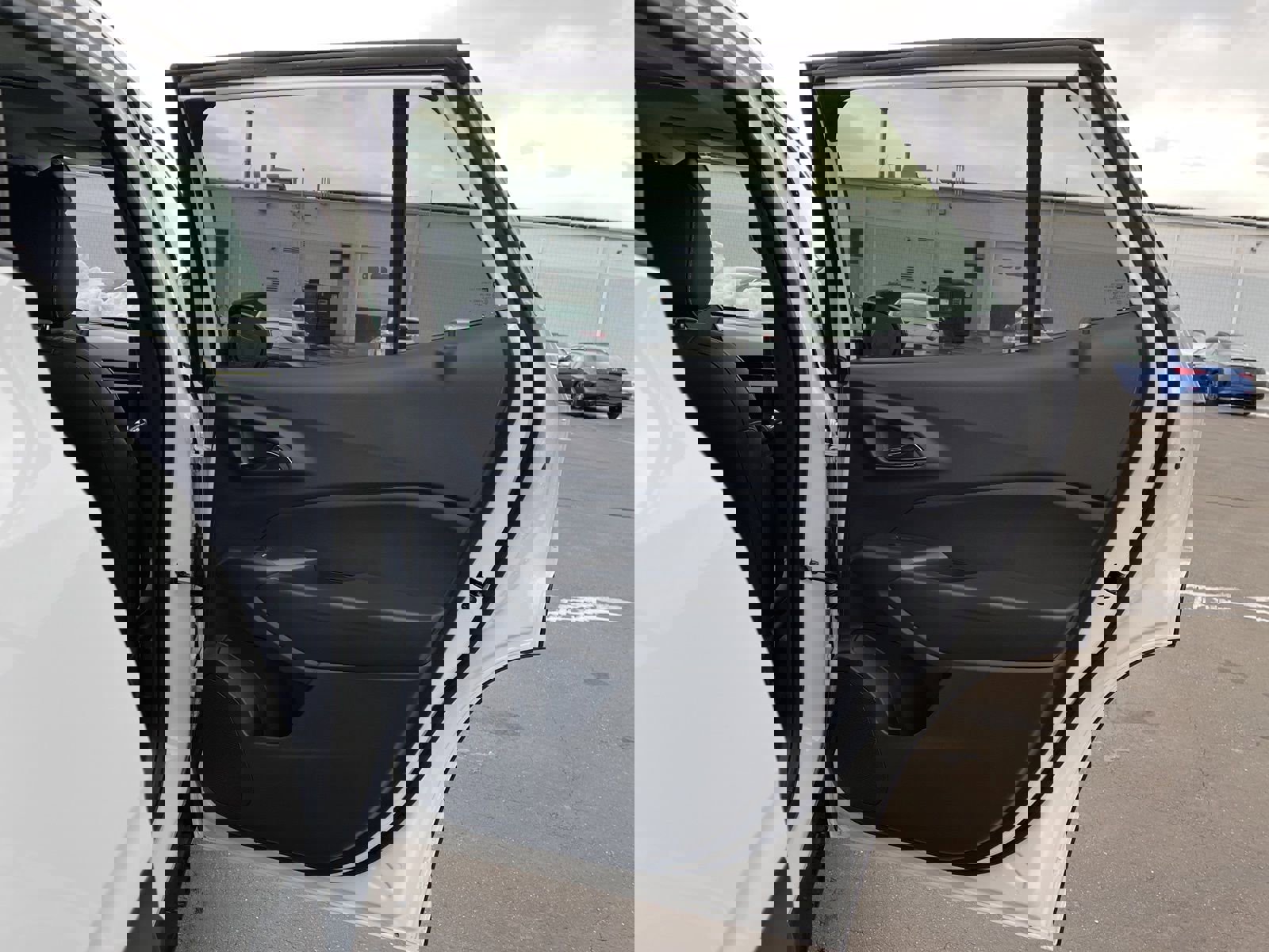 New 2026 Chevrolet Trax ACTIV w/ Sunroof Package image 16