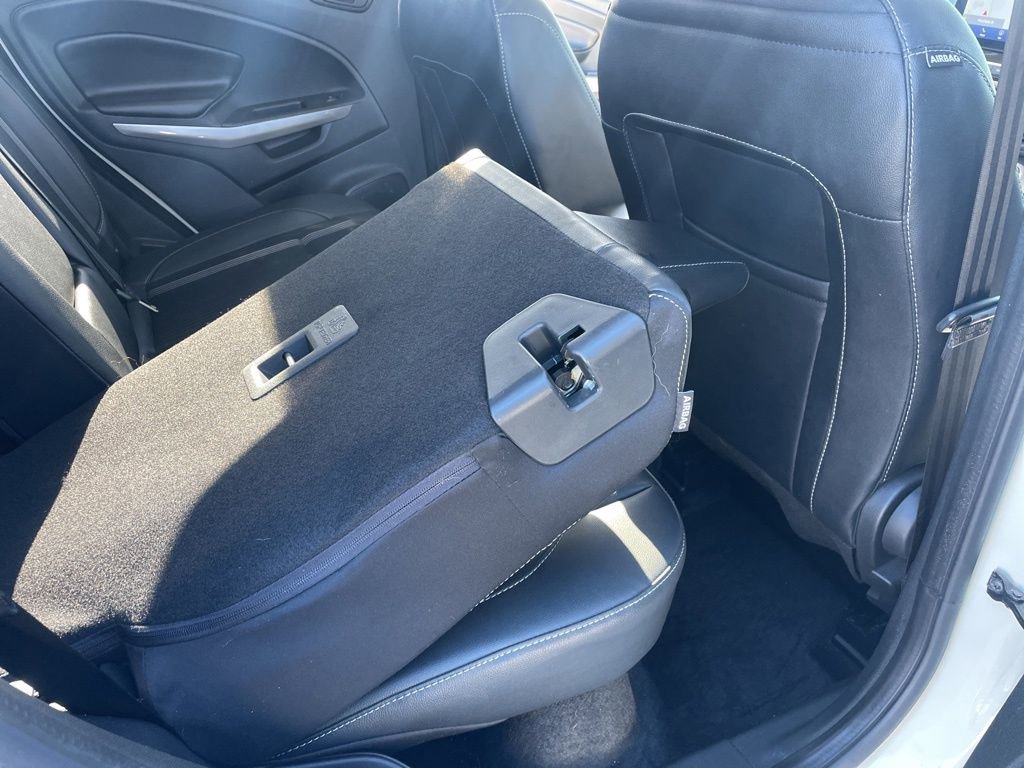 Used 2021 Ford EcoSport SES image 32