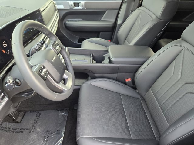 Certified 2026 Hyundai Santa Fe SEL w/ Tow & Go Package image 11