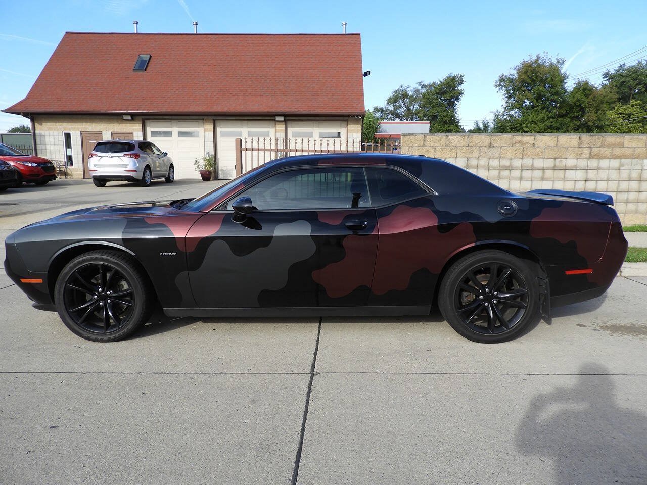 Used 2016 Dodge Challenger R/T w/ Blacktop Package RWD image 5