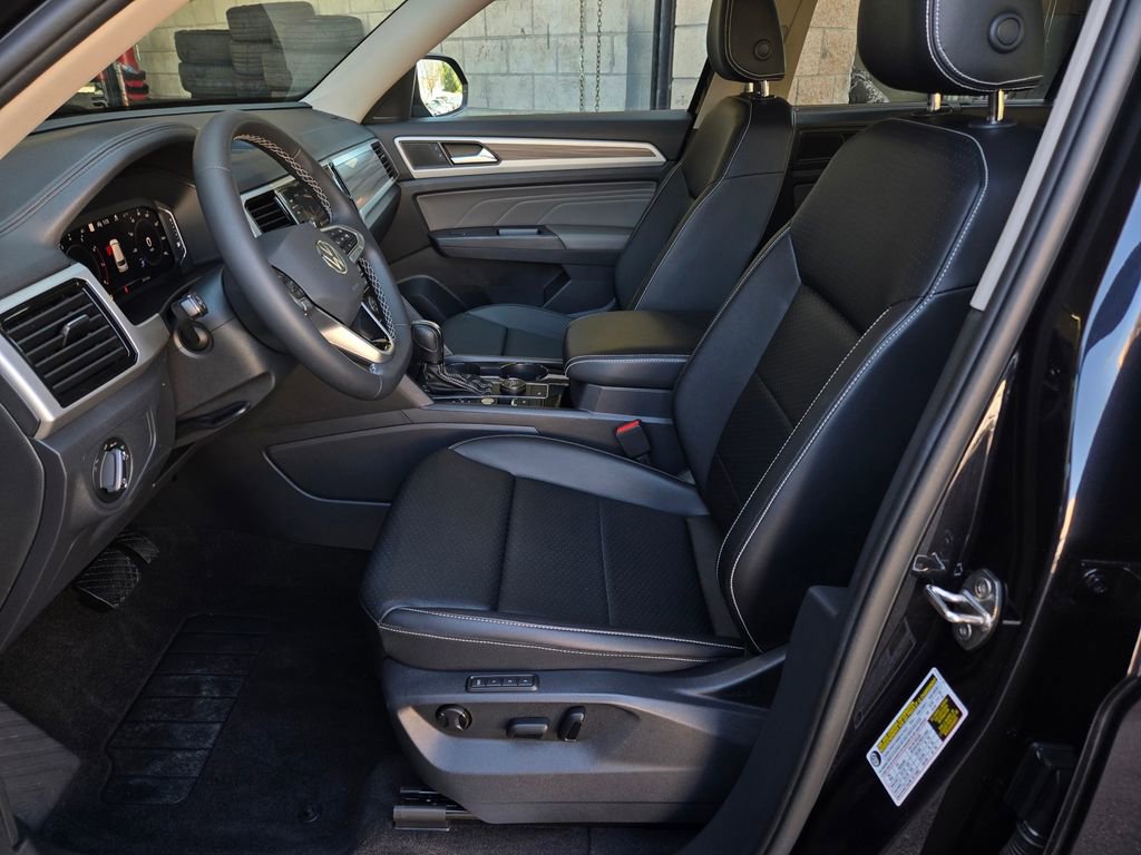 Used 2023 Volkswagen Atlas SEL image 17
