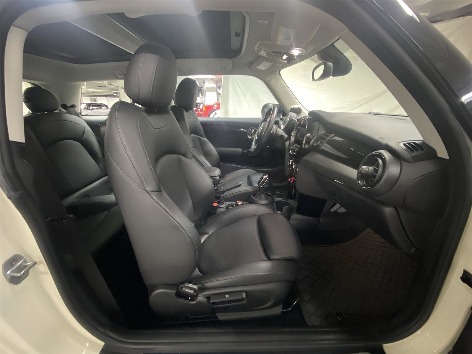 Used 2021 MINI Cooper S w/ Premium Package FWD image 29