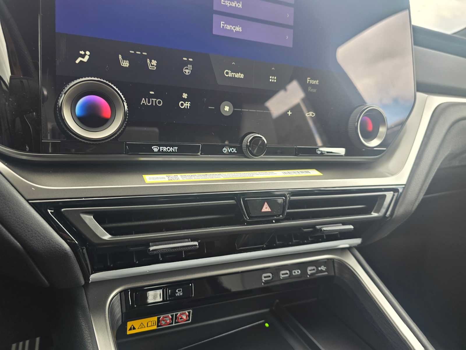 New 2026 Lexus TX 500h AWD image 32