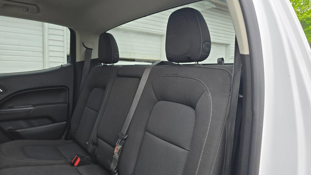 Used 2020 Chevrolet Colorado LT AWD/4WD image 17