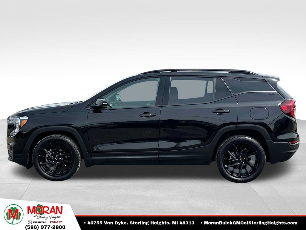 Certified 2023 GMC Terrain SLT w/ Elevation Edition FWD image 2