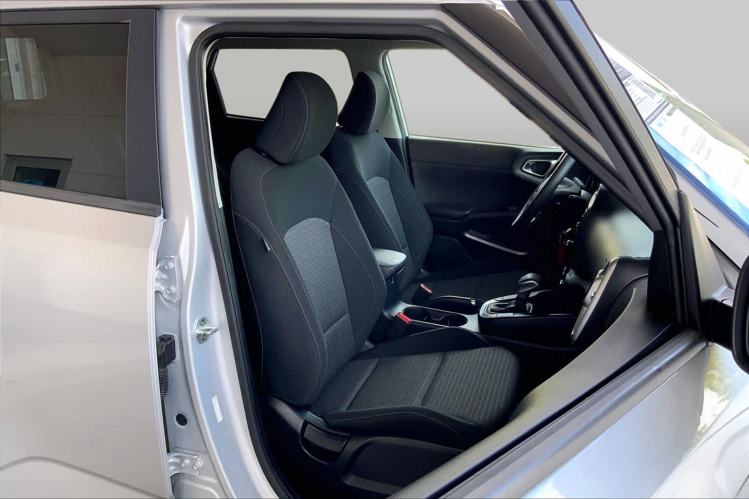 Used 2020 Kia Soul S FWD image 9