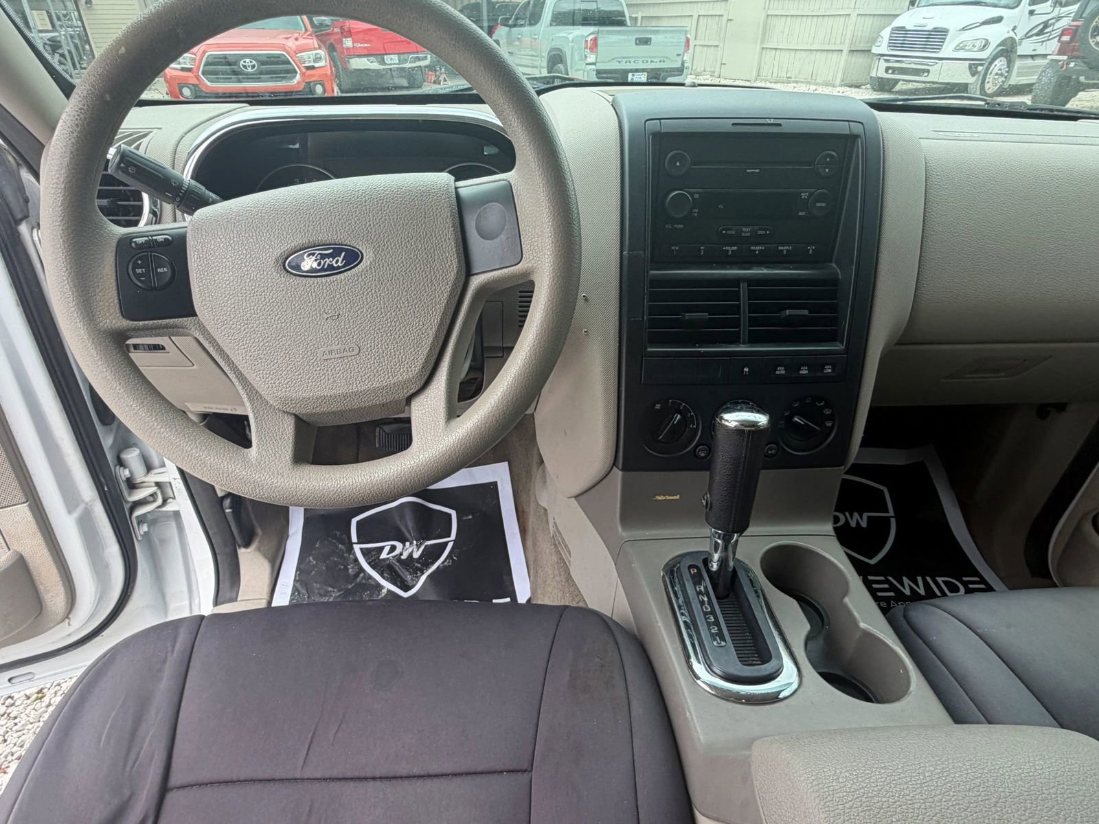 Used 2006 Ford Explorer XLS image 13