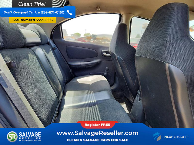 Used 2005 Dodge Neon FWD image 13