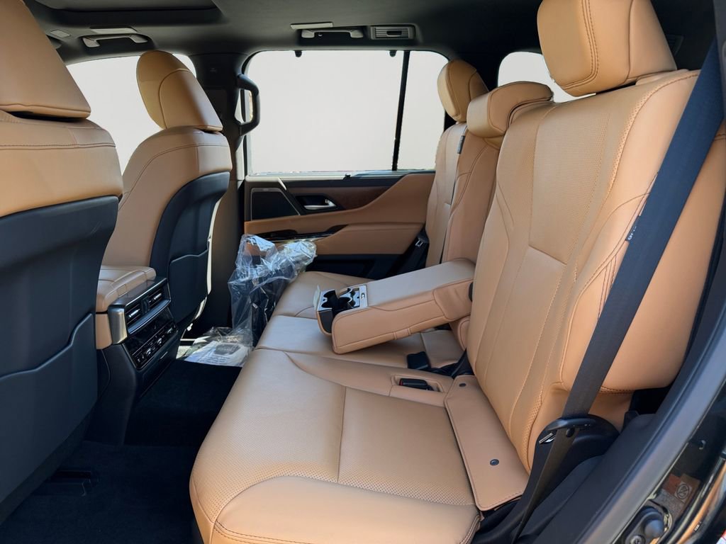 New 2026 Lexus LX 700h Luxury AWD/4WD image 11