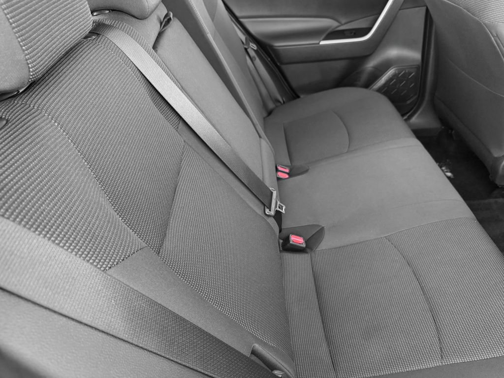 Used 2024 Toyota RAV4 LE image 29