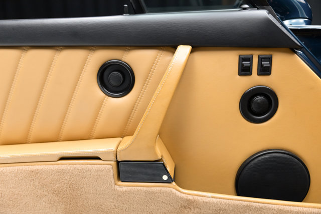 Used 1993 Porsche 911 Carrera image 39