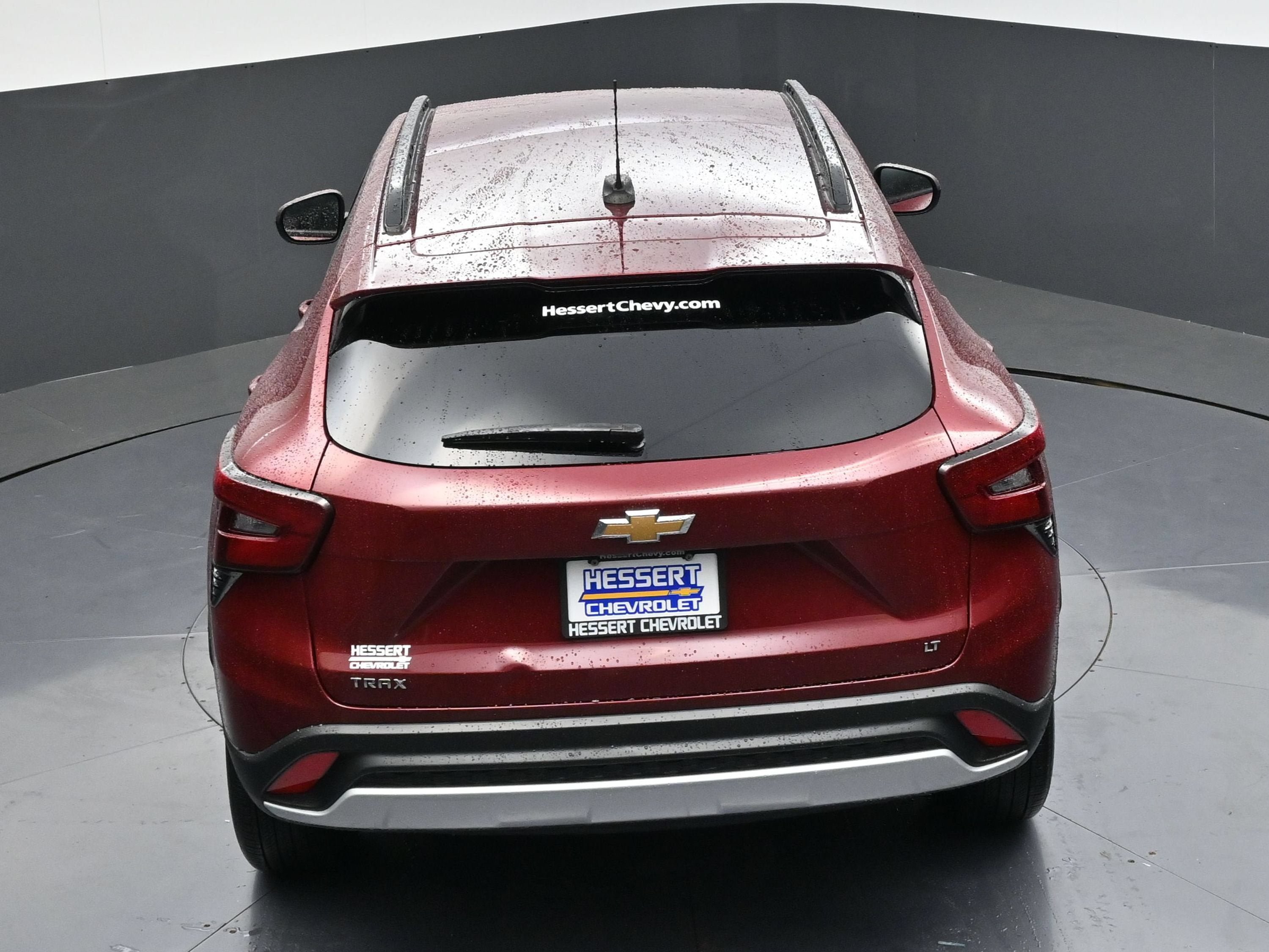 Used 2024 Chevrolet Trax LT FWD image 39