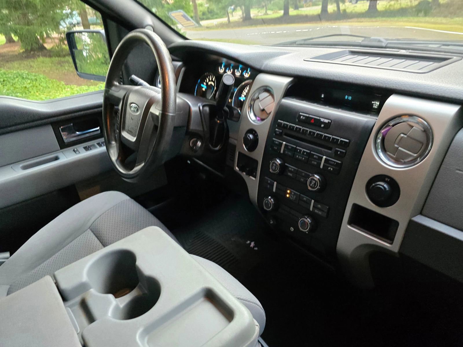 Used 2012 Ford F150 XLT w/ Trailer Tow Pkg image 11