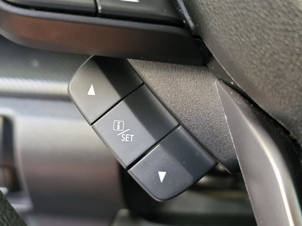 Used 2022 Subaru Impreza 2.0i Premium image 22