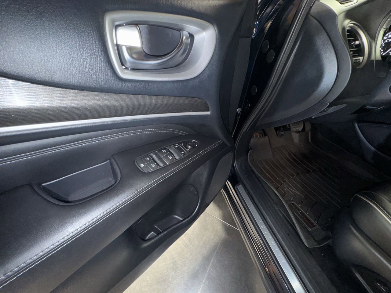 Used 2020 INFINITI QX60 Pure image 20