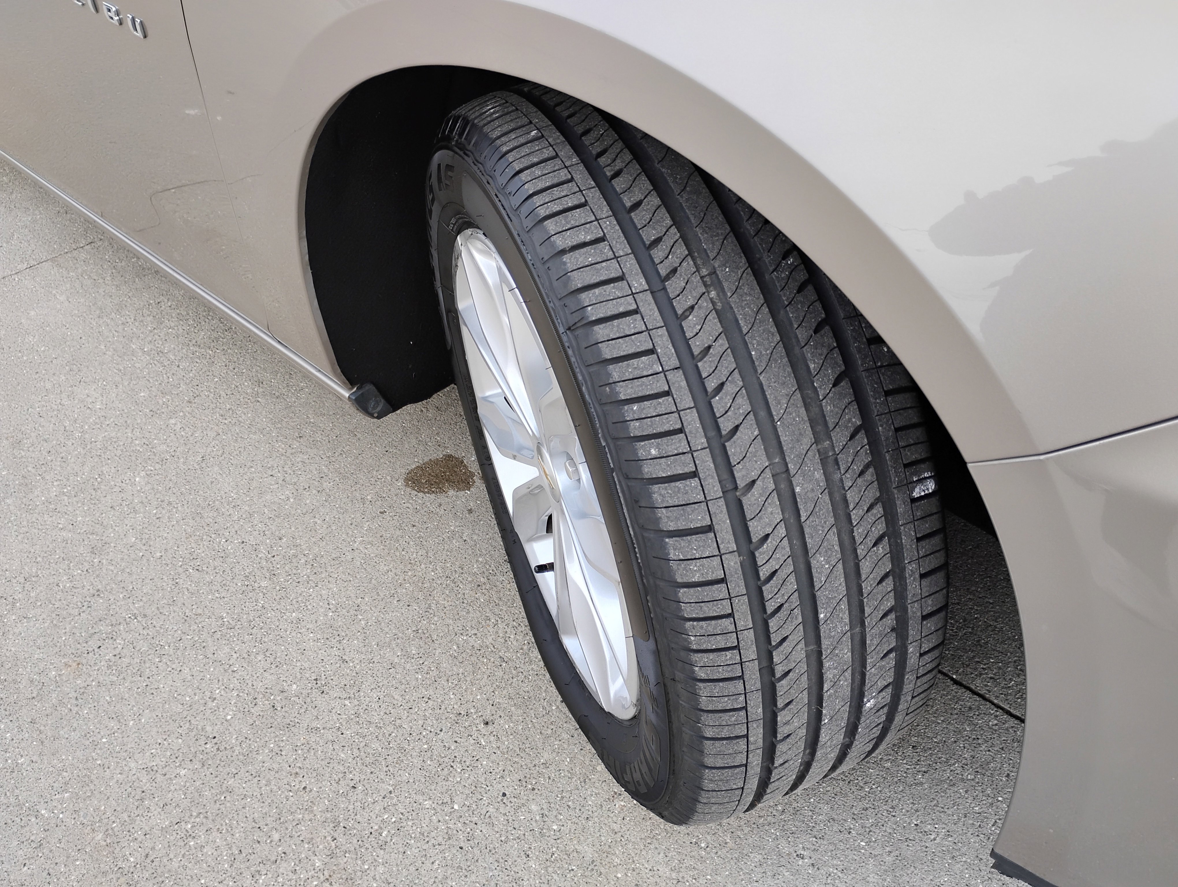 Used 2023 Chevrolet Malibu LT image 28