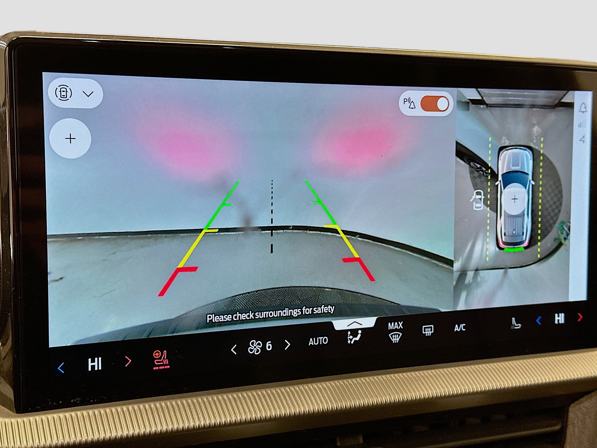 Used 2025 Ford Explorer Platinum w/ LUX Leather Package AWD/4WD image 23