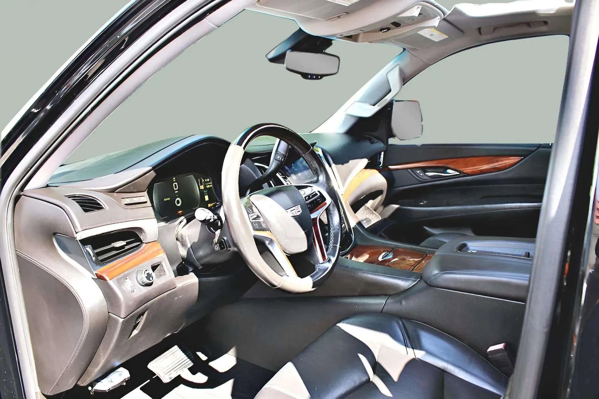 Used 2015 Cadillac Escalade ESV Premium image 10