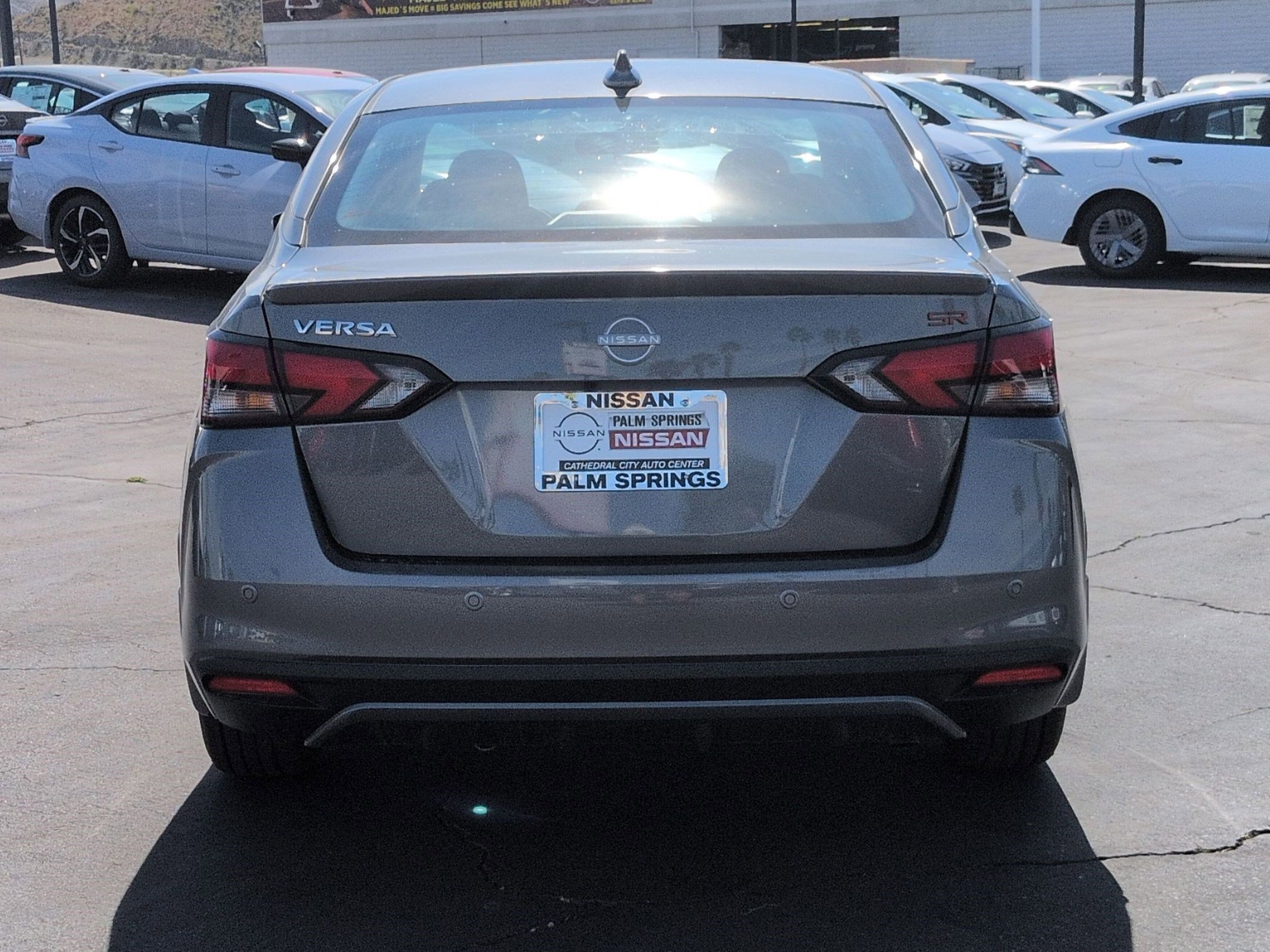 New 2025 Nissan Versa SR w/ Trunk Package image 4