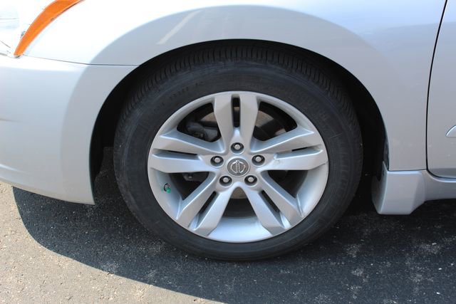 Used 2011 Nissan Altima 3.5 SR image 11