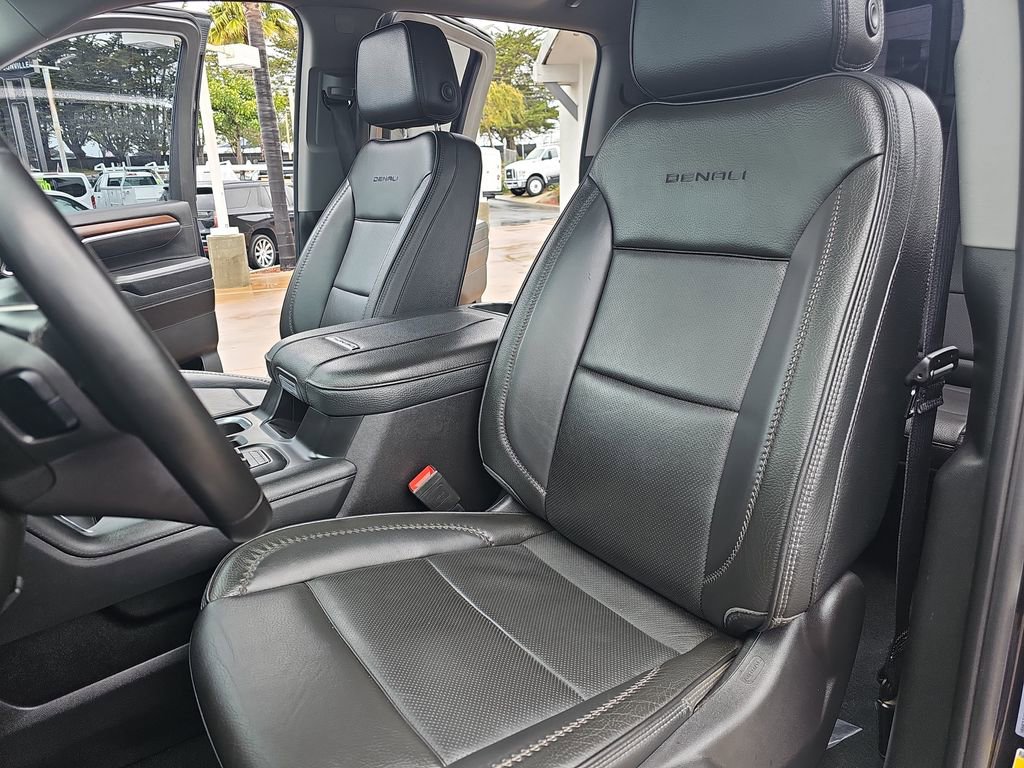 Used 2024 GMC Sierra 2500 Denali w/ Denali Reserve Package image 15