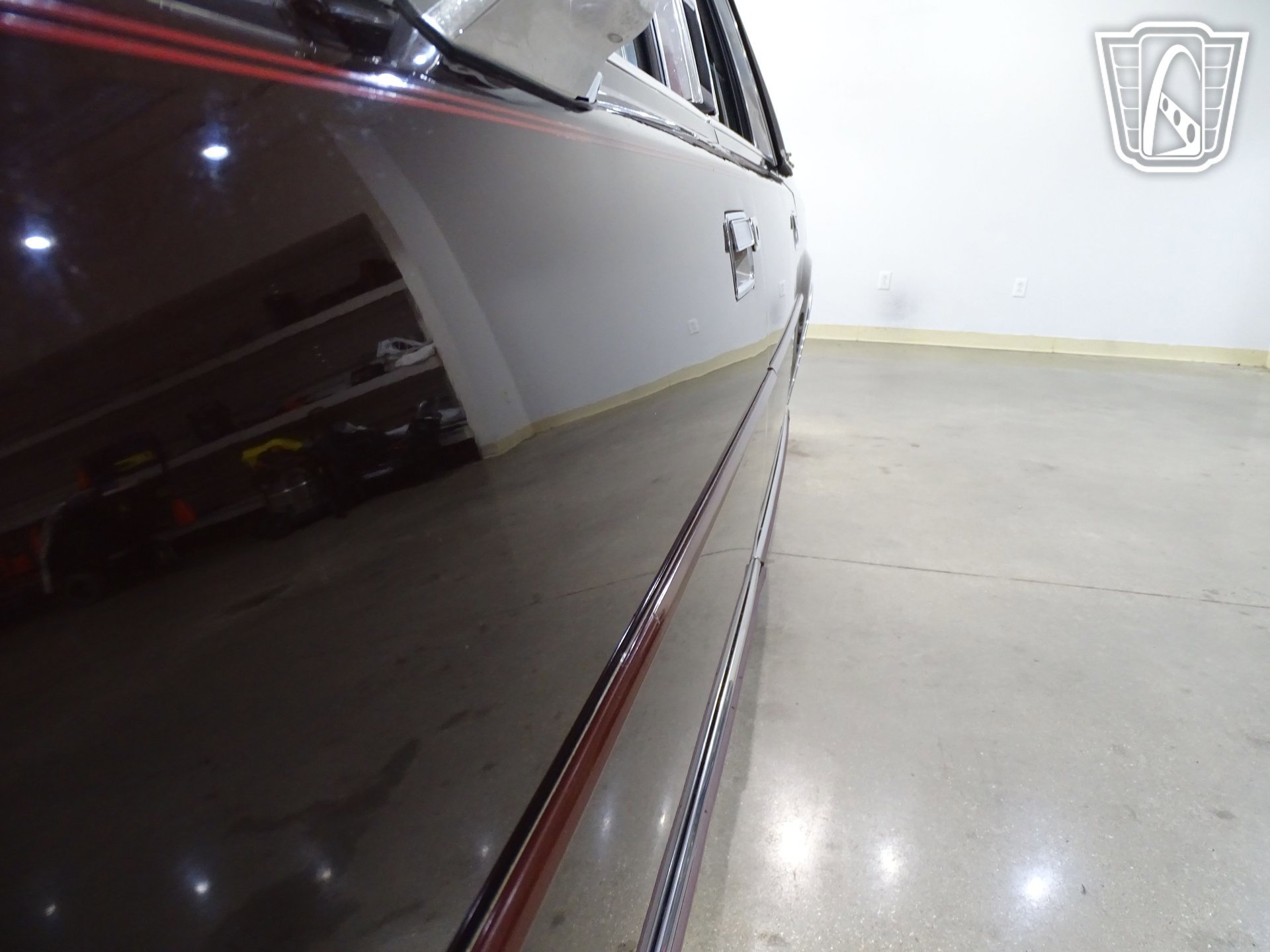 Used 1988 Lincoln Town Car RWD image 36