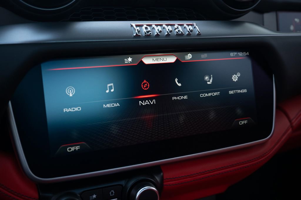 Certified 2022 Ferrari Portofino M image 45