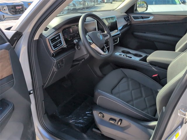 New 2026 Volkswagen Atlas SE image 6