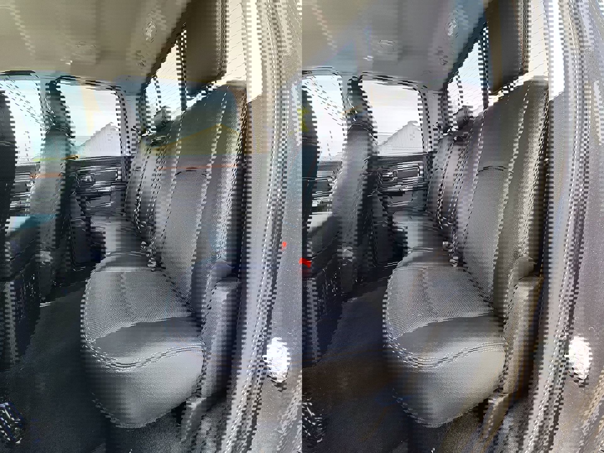 Used 2017 RAM 2500 Laramie w/ Sport Appearance Group image 24