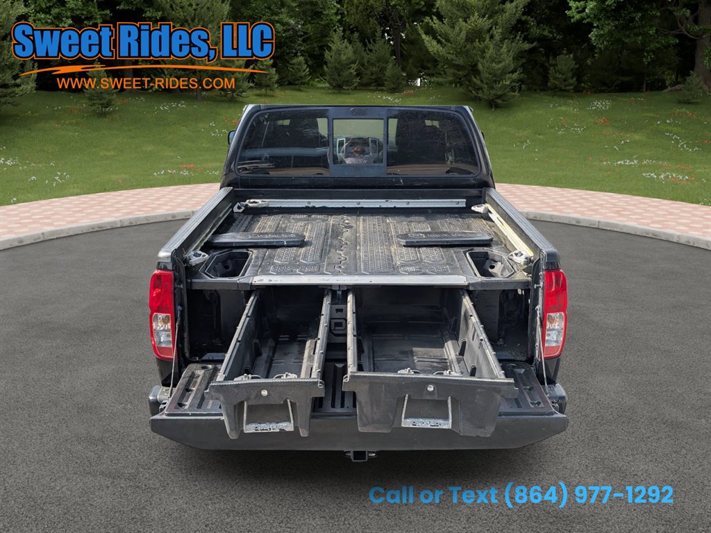 Used 2017 Nissan Frontier PRO-4X w/ Pro-4x Luxury Package image 12