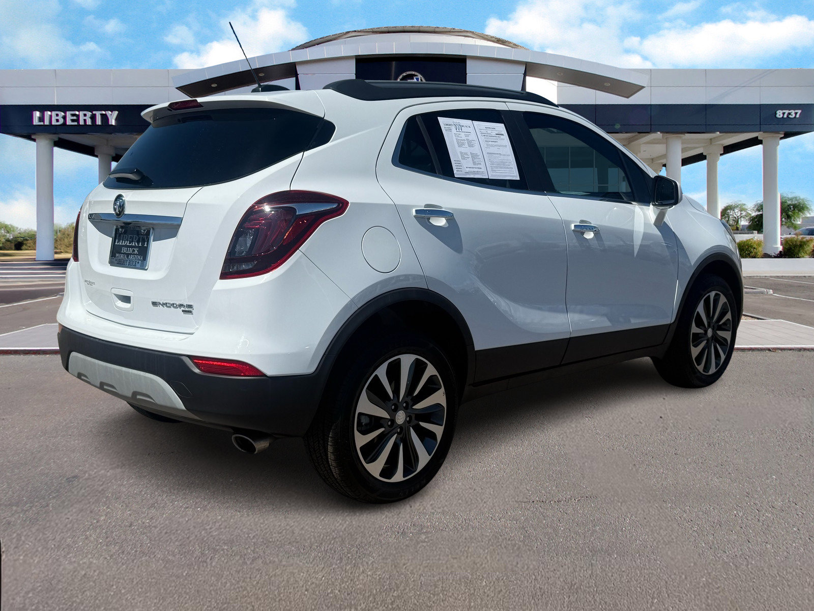 Used 2022 Buick Encore Preferred w/ Safety Package image 3