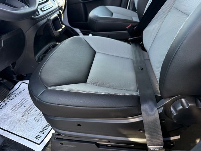 Used 2025 RAM ProMaster 2500 w/ Convenience Group image 22