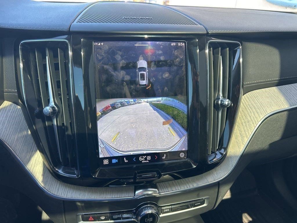 Used 2022 Volvo XC60 B6 Inscription w/ Advanced Package image 14