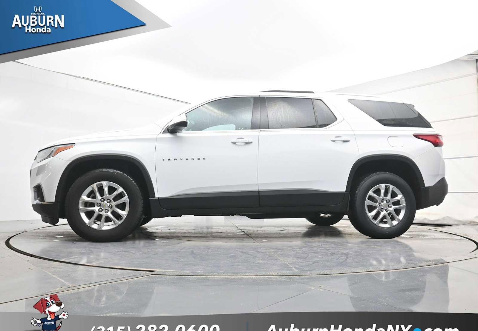 Used 2018 Chevrolet Traverse LT w/ LPO, Floor Liner Package image 21