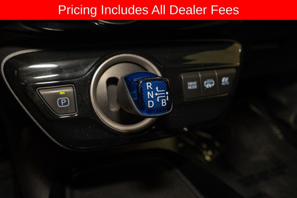 Used 2022 Toyota Prius Prime Limited FWD image 15