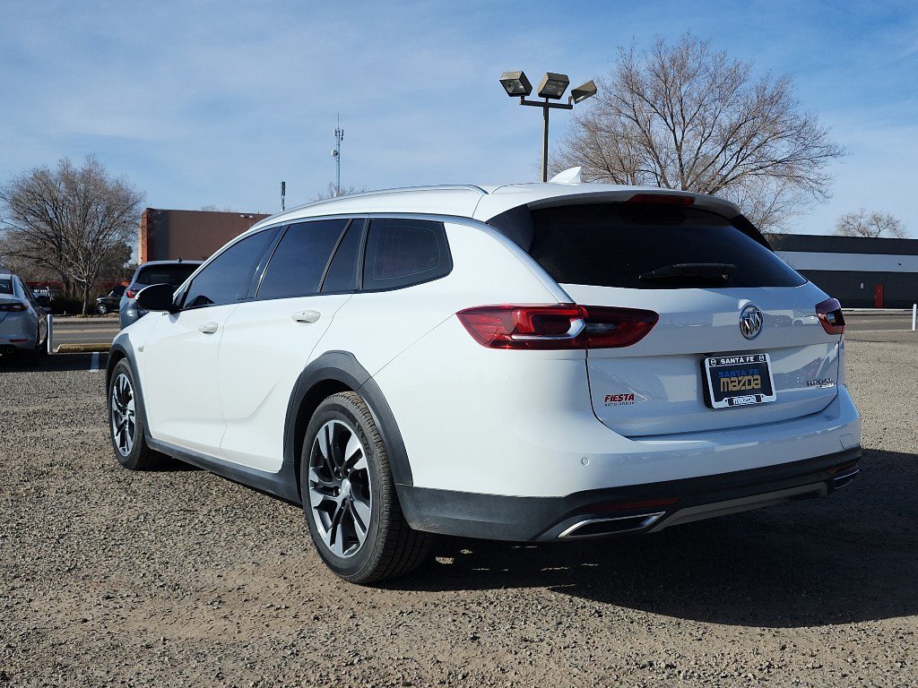 Used 2019 Buick Regal Essence w/ Driver Confidence Package I image 8