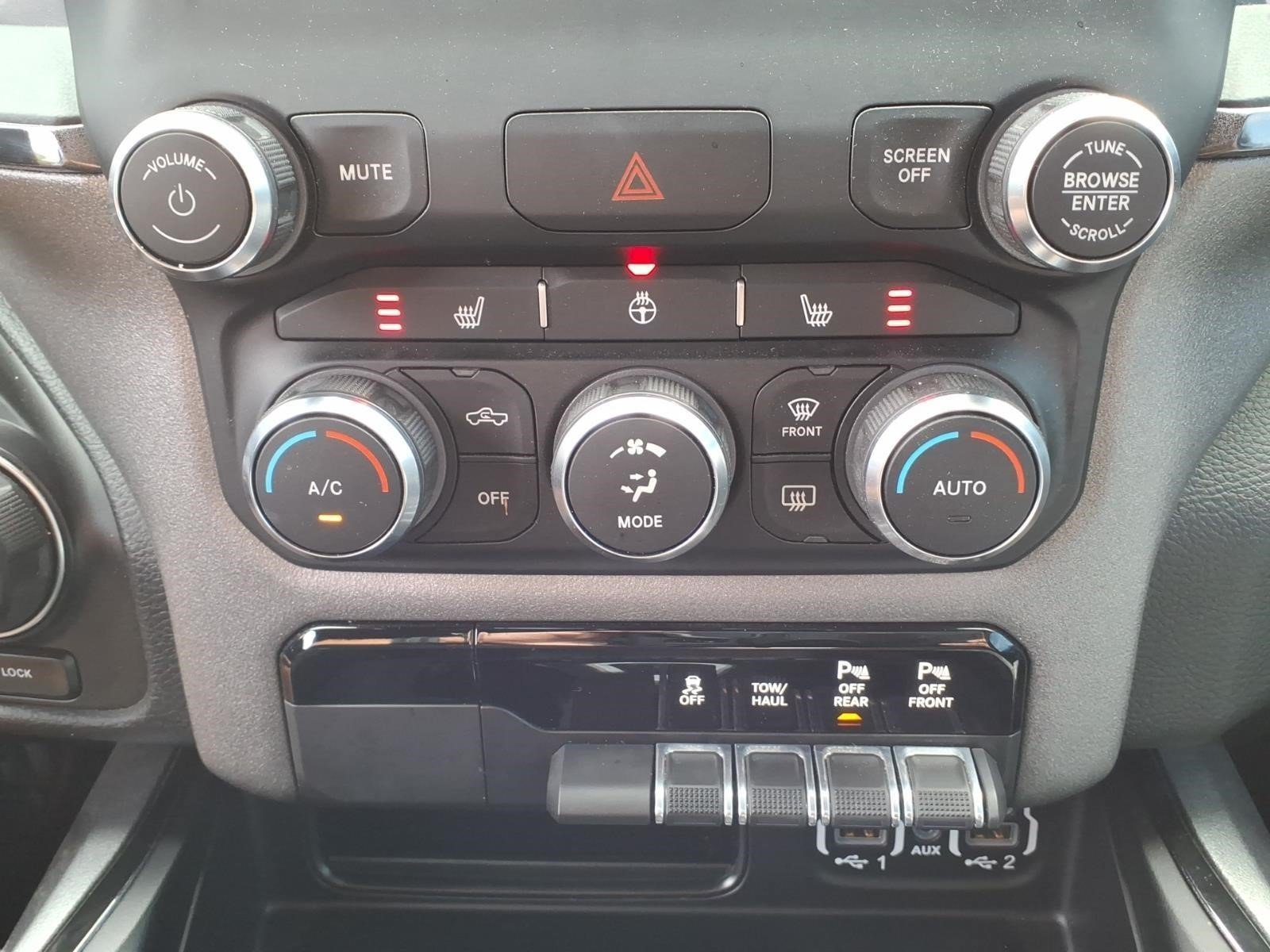 Used 2023 RAM 1500 Big Horn AWD/4WD image 18