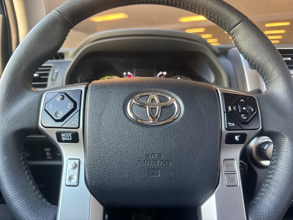 Used 2023 Toyota 4Runner TRD Sport w/ Technology Package AWD/4WD image 28