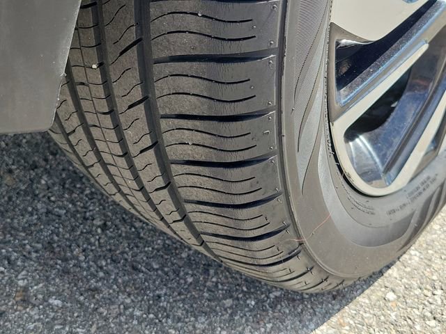 Used 2023 Chevrolet Bolt LT w/ Driver Confidence Package image 28