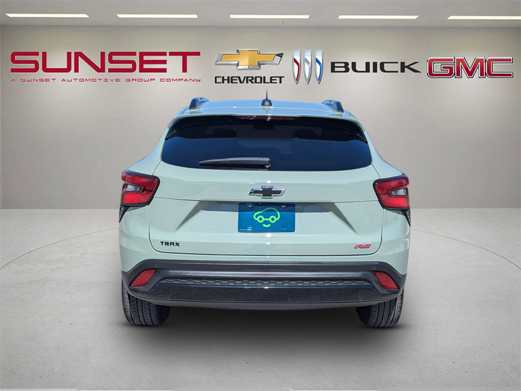 Certified 2024 Chevrolet Trax RS w/ Sunroof Package FWD image 6
