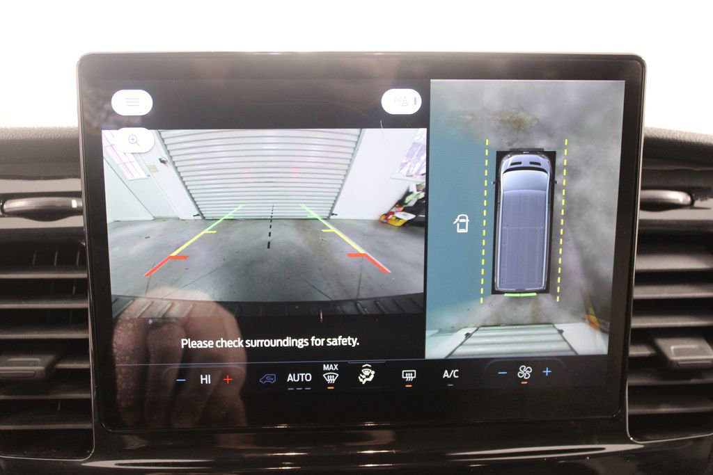 Used 2023 Ford Transit 350 XLT image 49