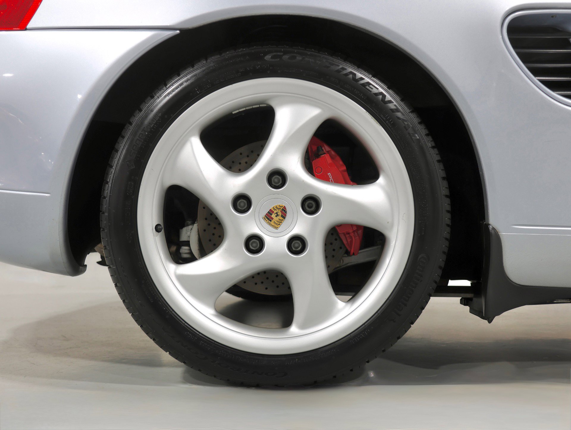 Used 2001 Porsche Boxster S image 45